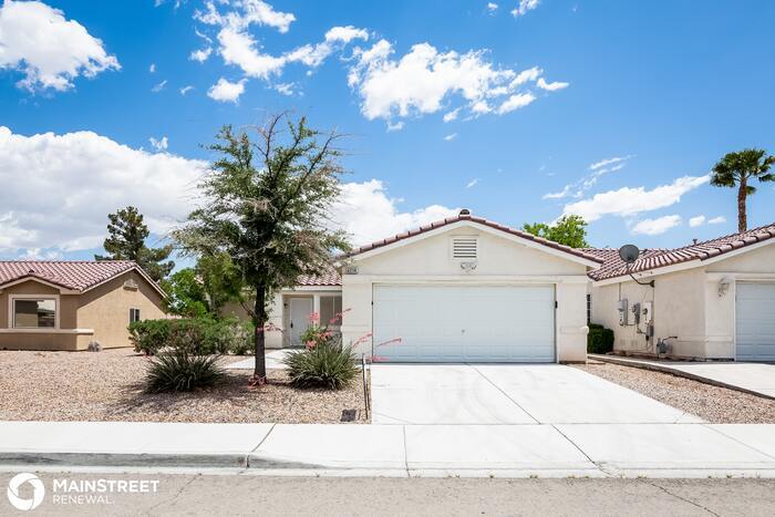 Primary Photo - 5214 Ferrell St, North Las Vegas, NV 89031