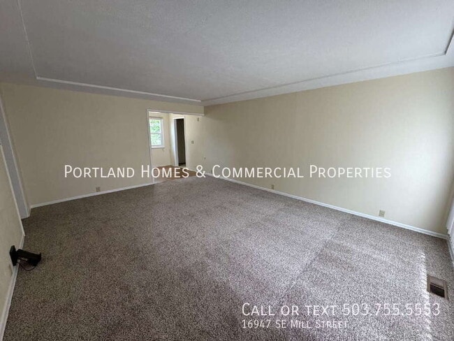 Building Photo - 16947 SE Mill St