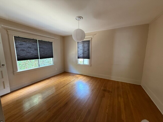 Foto del edificio - 1246 S Sycamore Ave