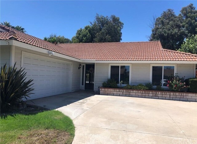 Building Photo - 43021 Agena St