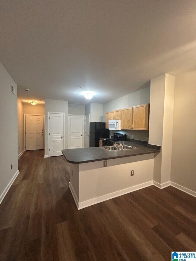 Foto del edificio - 401 20th St N