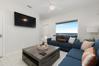 Building Photo - 204 Las Joyas Blvd