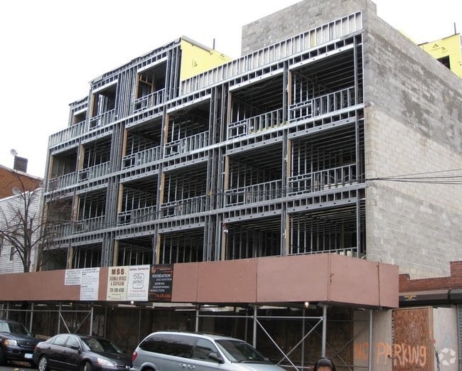 Building Photo - 286 Stanhope St