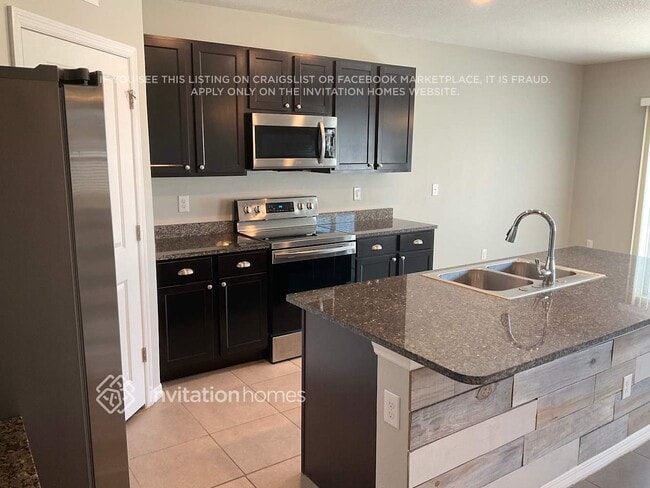 Building Photo - 5009 Blue Willow Wy