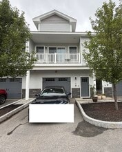 Building Photo - 1 Camelia Ave