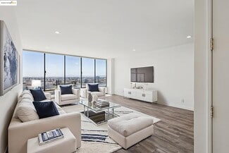 Building Photo - 565 Bellevue Ave