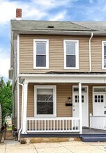 Building Photo - 2728 Penbrook Ave