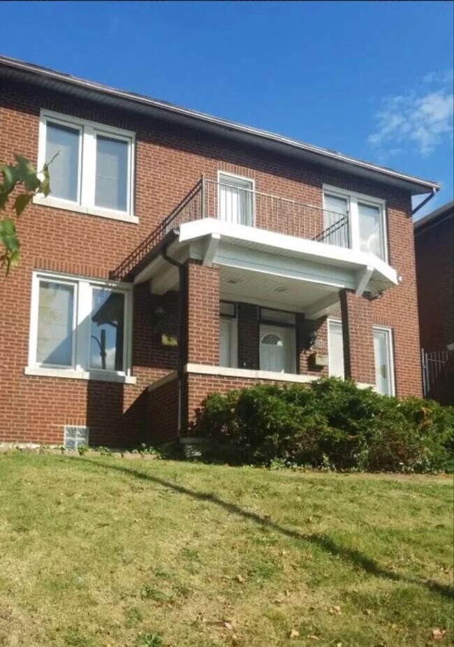 Foto del edificio - 4122-4124 S. Grand