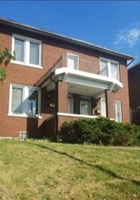 Building Photo - 4122-4124-4124 S Grand Blvd