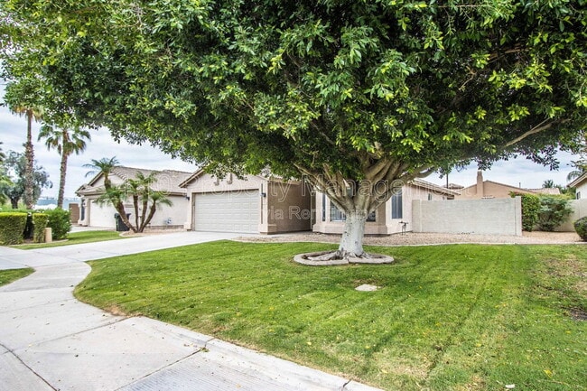 Photo - 1944 W Canyon Way House