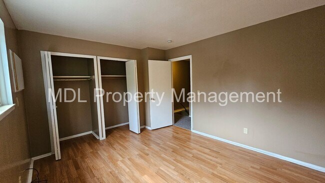 Building Photo - 412 N Charles St