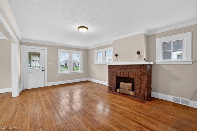 Building Photo - 4874 E 95th St