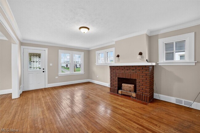 Foto del edificio - 4874 E 95th St