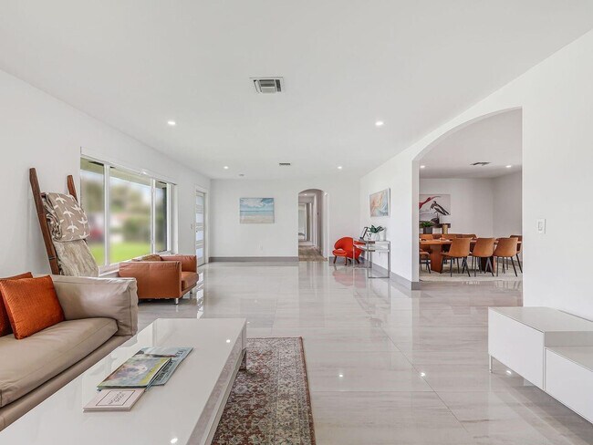 Foto del edificio - 16010 NW 37th Ct