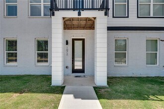 Building Photo - 1072 Brookglynn Trce