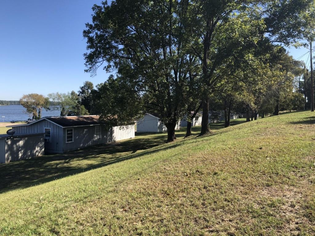 Building Photo - Lakeview Cabins - 2105 FM 1971