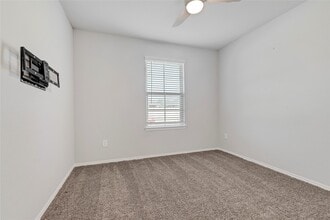 Building Photo - 16891 Pink Wintergreen Dr