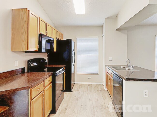Building Photo - 1576 Palmstone Dr