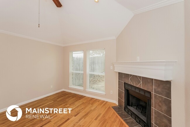 Building Photo - 3020 Laurel Creek Dr