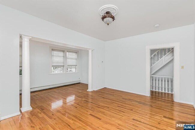 Foto del edificio - 57 Clinton Pl