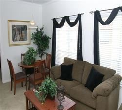 Foto del edificio - 6031 Winsome Ln