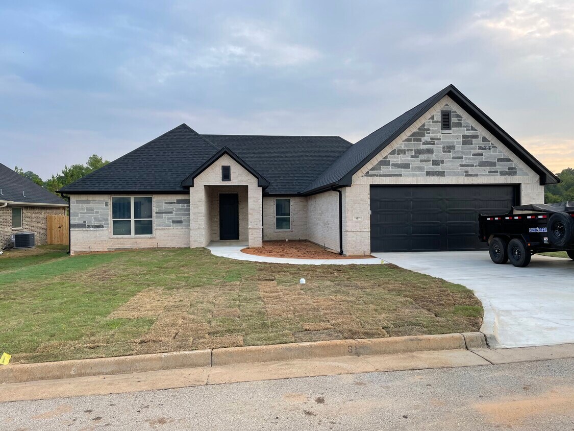 107 Decoy Ln, Hallsville, TX 75650 House Rental in Hallsville, TX