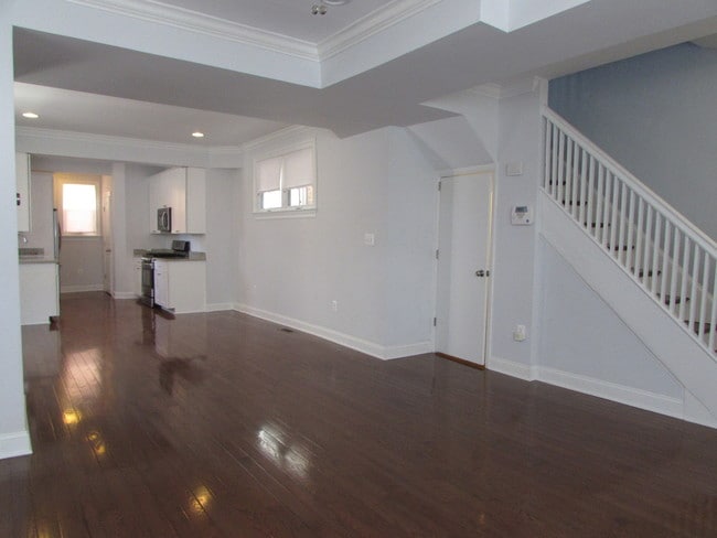 Building Photo - 403 Upshur St NW