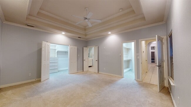 Building Photo - 5909 Sawyer Dr