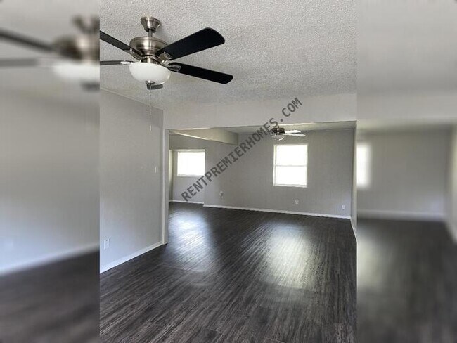 Foto del edificio - 23 Brookview Dr