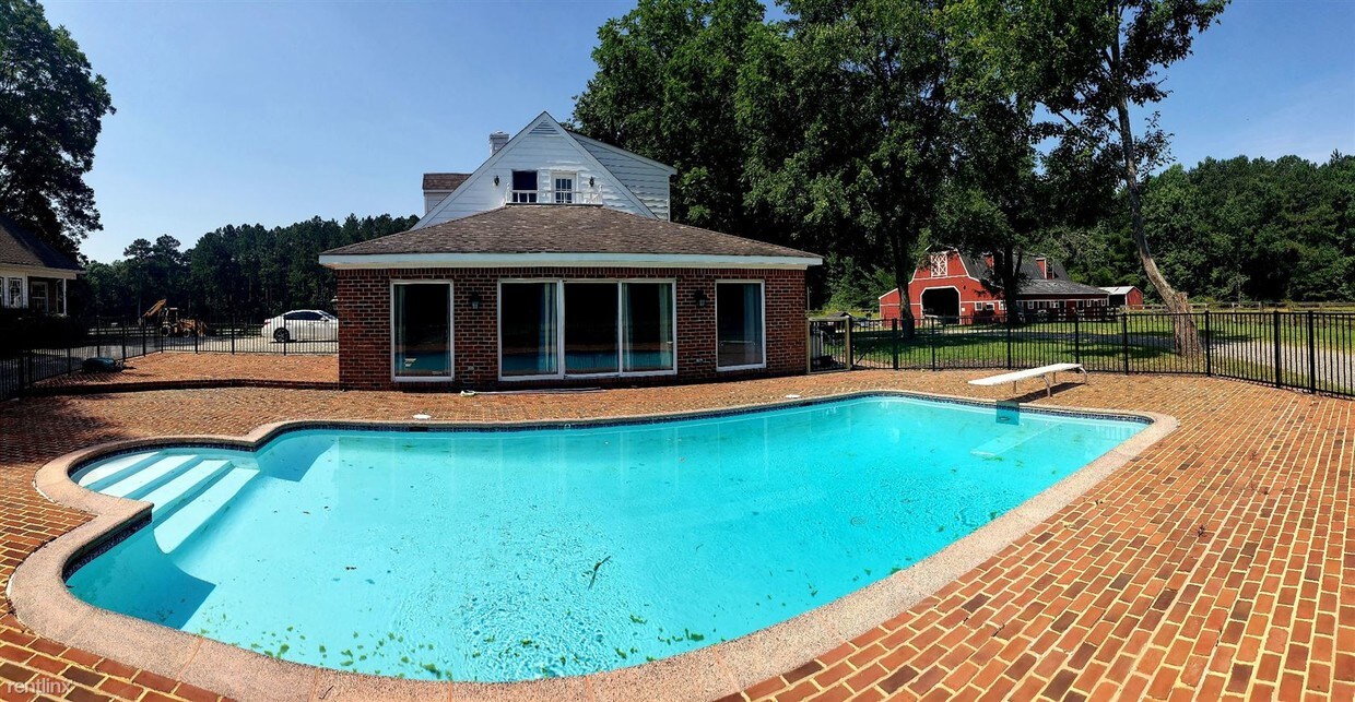 Foto principal - 13575 Greenwood Church Rd