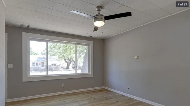 Building Photo - 319 N St Paul St