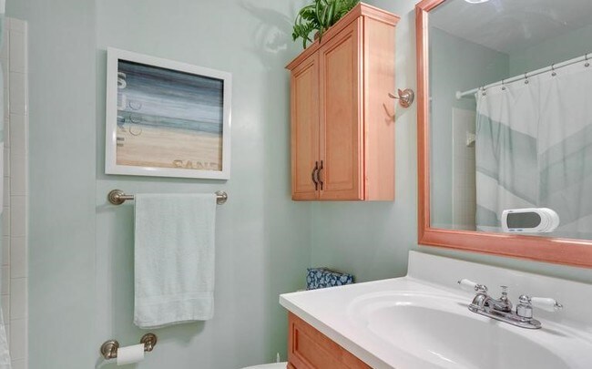 Building Photo - 5601 Castlebury Ct