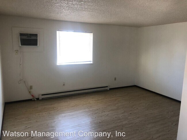 Building Photo - 2 br, 1 bath Apartment - 6417 N Lee