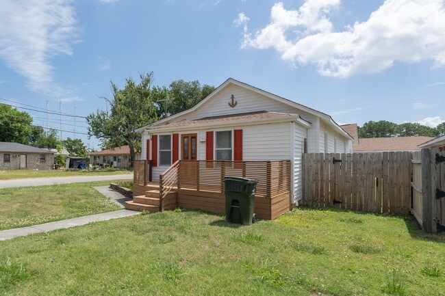 Building Photo - BEAUTIFUL 3 Bedroom Home in Little Creek!
