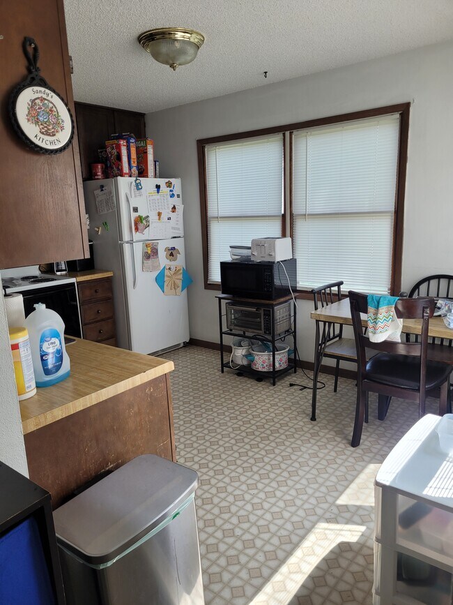 Foto del edificio - 4226 Spruce Hills Dr