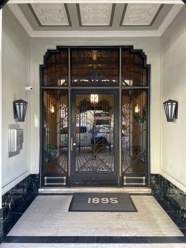 Foto del edificio - 1895 Pacific Ave