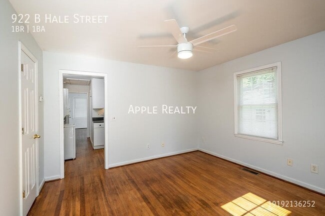 Building Photo - 922 Hale St