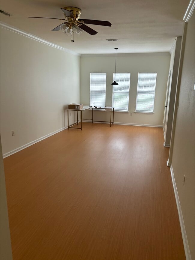 Foto del edificio - 5608 Santeelah Ct