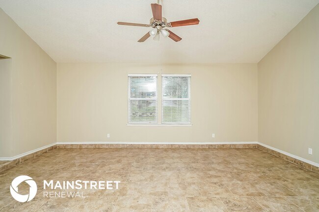 Foto del edificio - 4820 Crest Dr