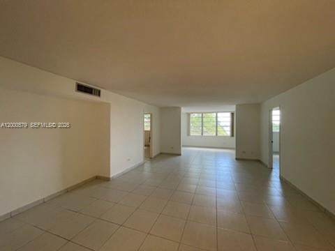 Foto del edificio - 441 NE 195th St