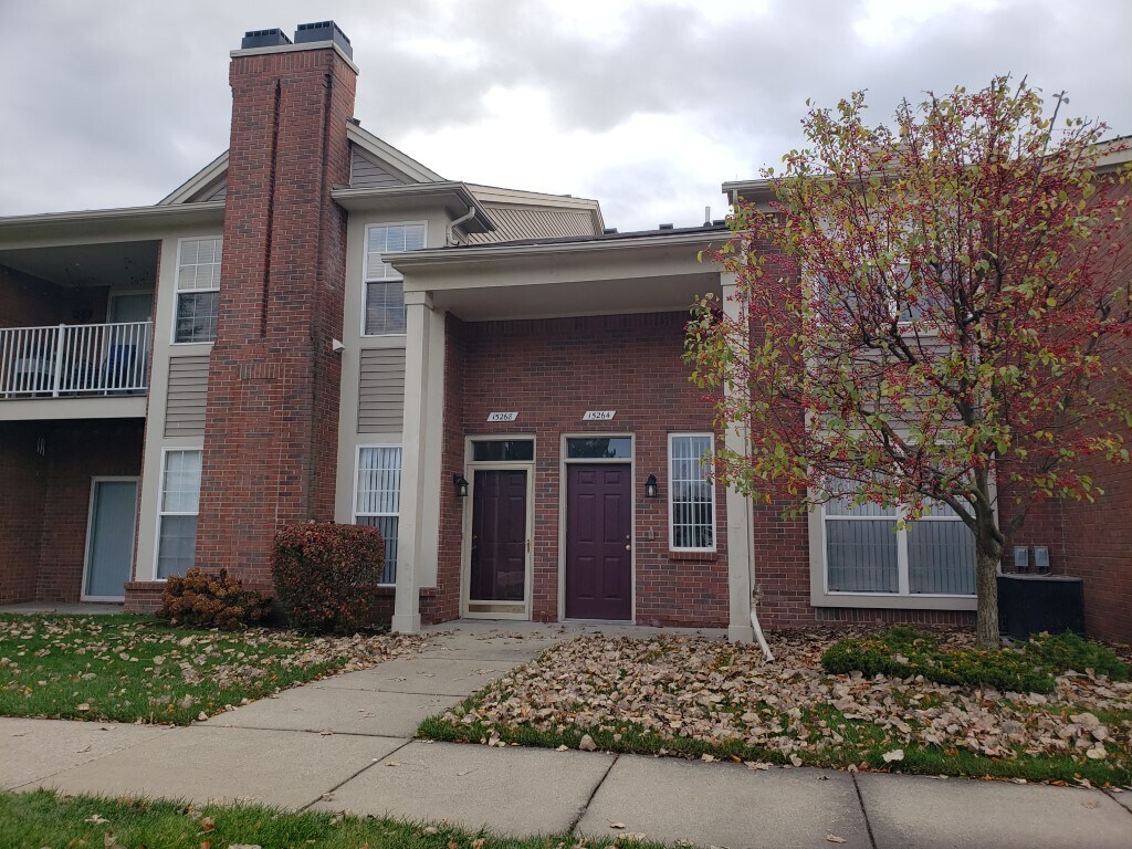 15268 Yale Dr, Clinton Township, MI 48038 Townhome Rentals in Clinton