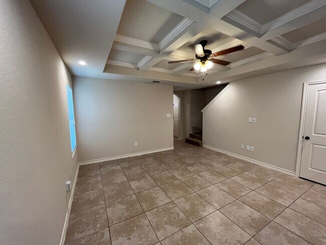 Foto del edificio - 7011 Micayla Cv