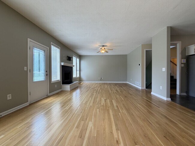 Foto del edificio - 13885 W 153rd Terrace