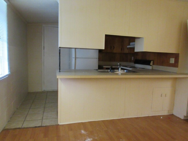 Building Photo - 25 Cuttino Rd