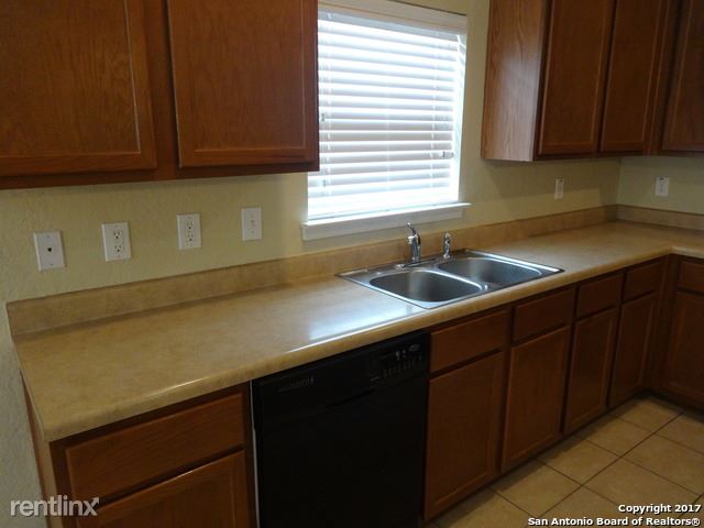 Foto del edificio - 5714 Grayson Cv