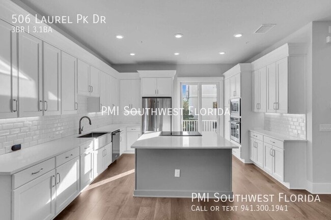 Building Photo - 506 Laurel Pk Dr