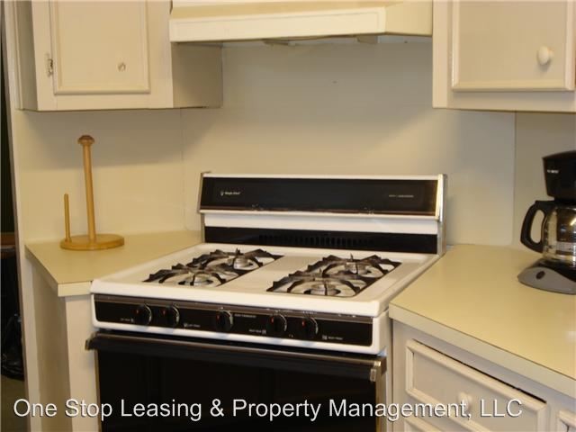 Building Photo - 2 br, 1 bath House - 2402 Pecan