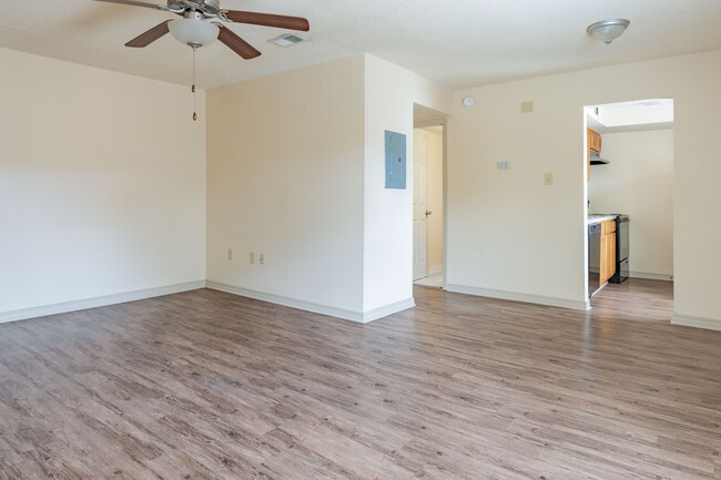 aoa-13.jpg - Ardendale Oaks Apartments