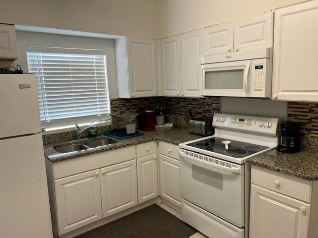 Foto del edificio - 2217 Pembrook Dr