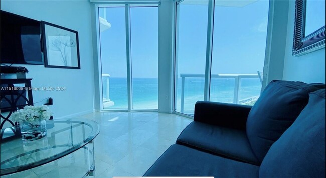 Building Photo - 6515 Collins Ave